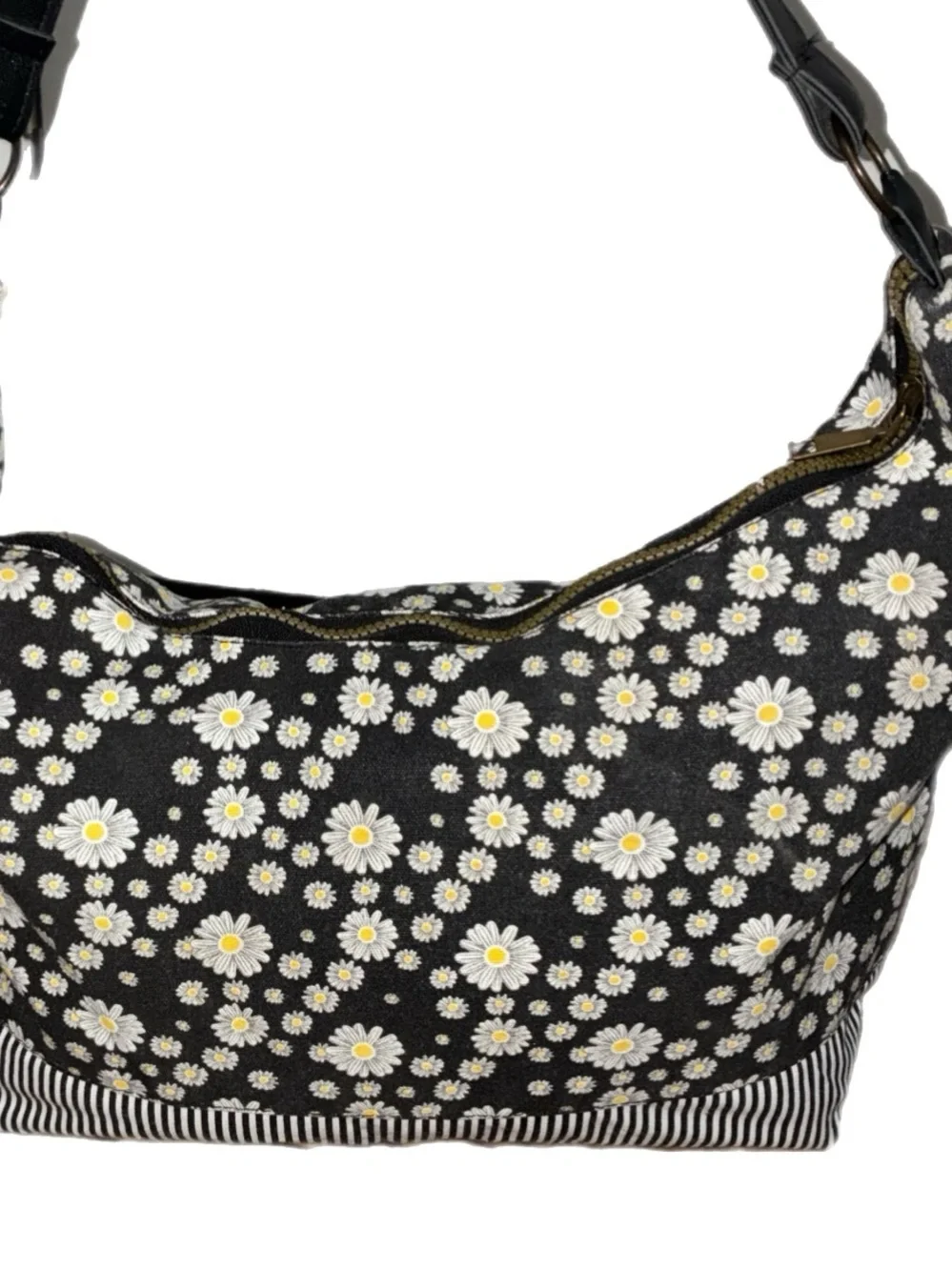 Aeropostale Black Daisy Print Hobo Bag 90s Y2K Vibes